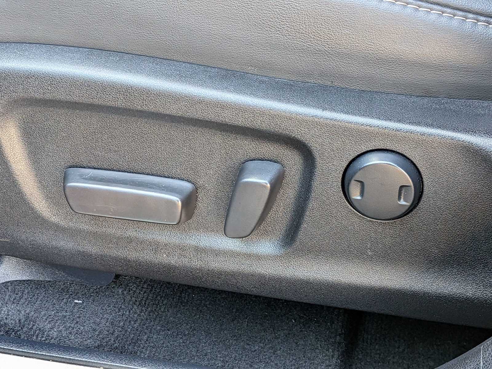 Thumbnail: 2021 Lexus RX - 16