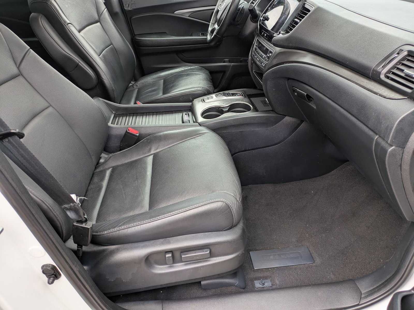 Thumbnail: 2023 Honda Passport - 22