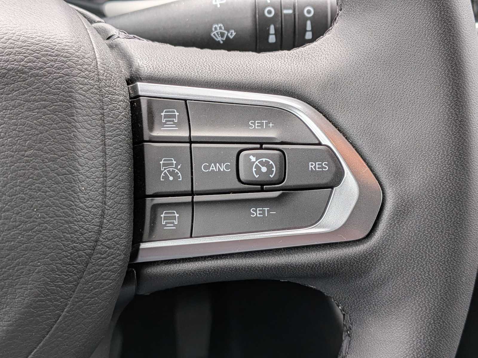 Thumbnail: 2025 Jeep Compass - 24