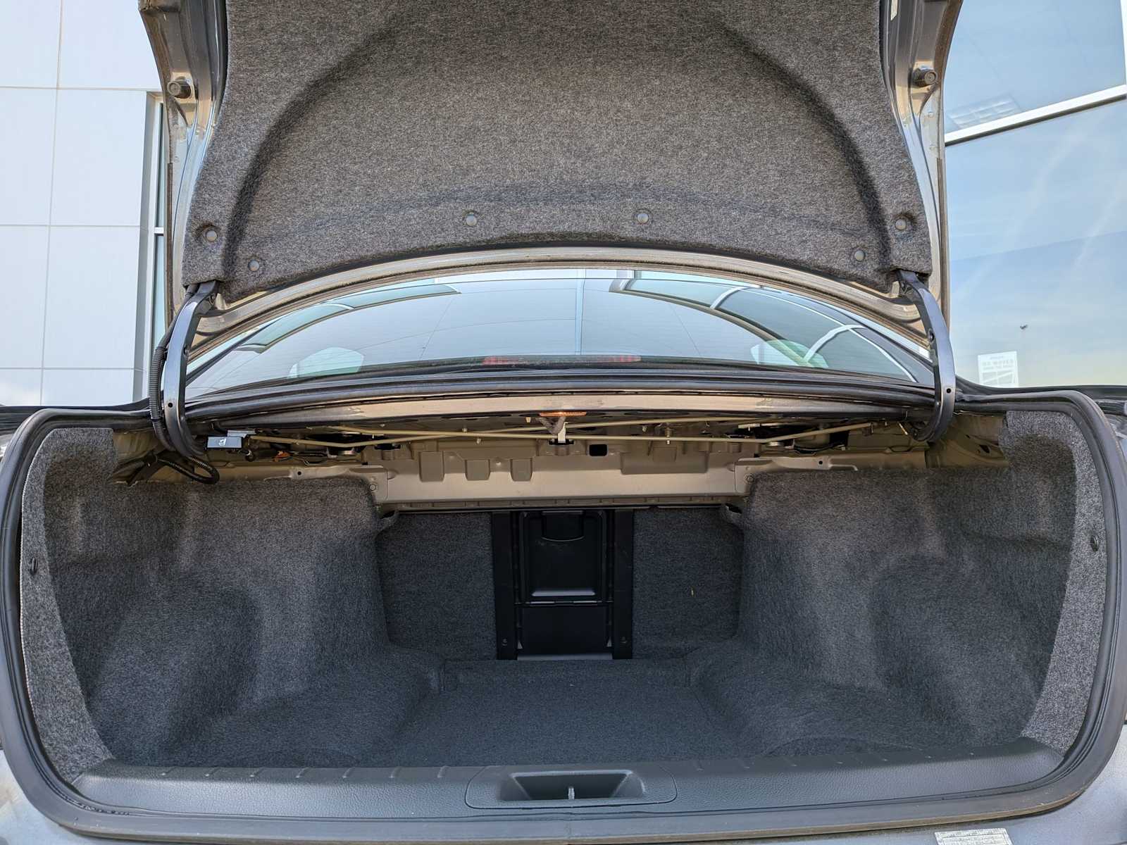 Thumbnail: 2011 Honda Accord - 31