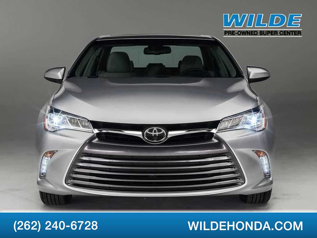 2017 Toyota Camry LE -
                  Waukesha, WI