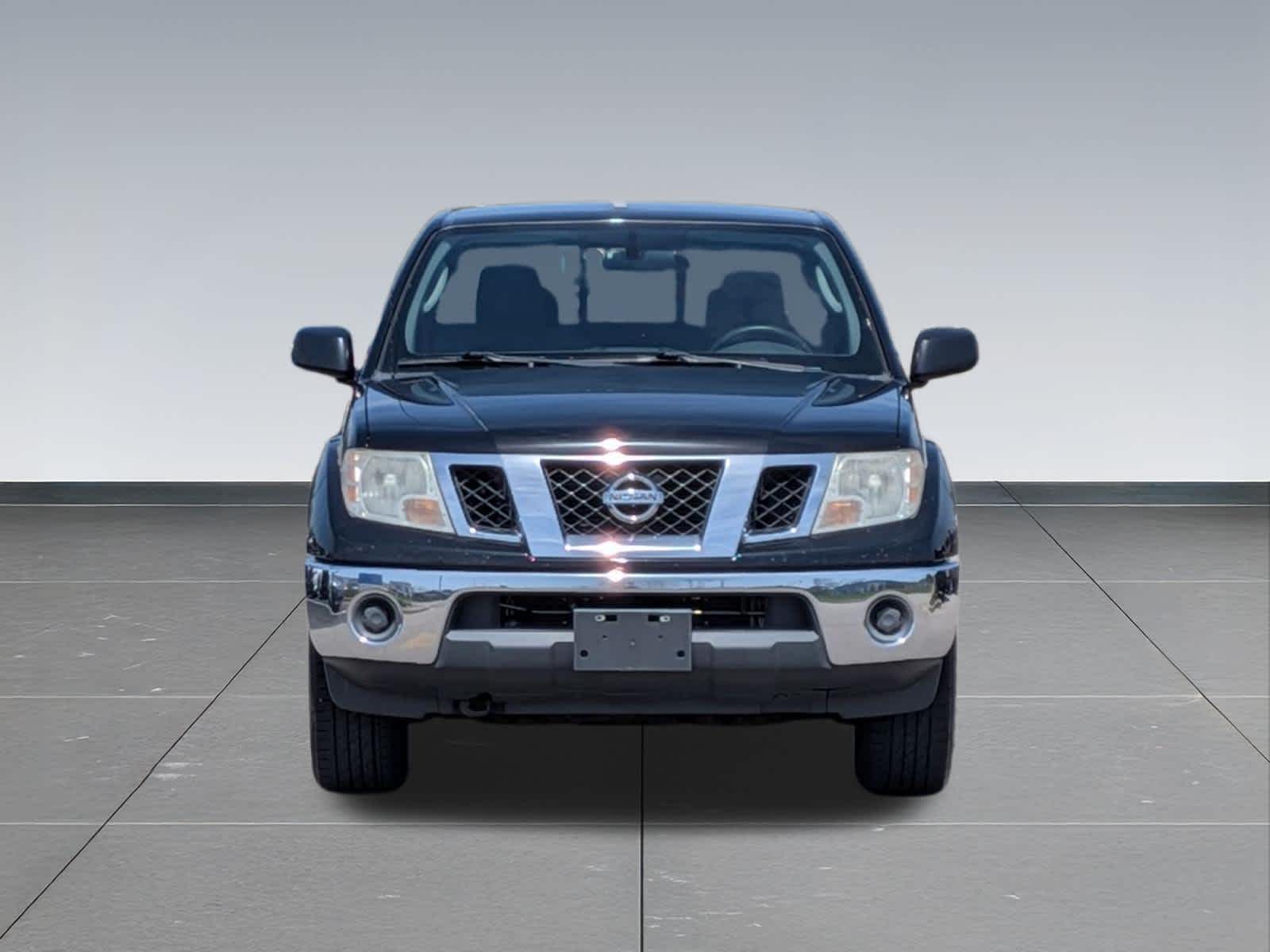 Thumbnail: 2011 Nissan Frontier - 8