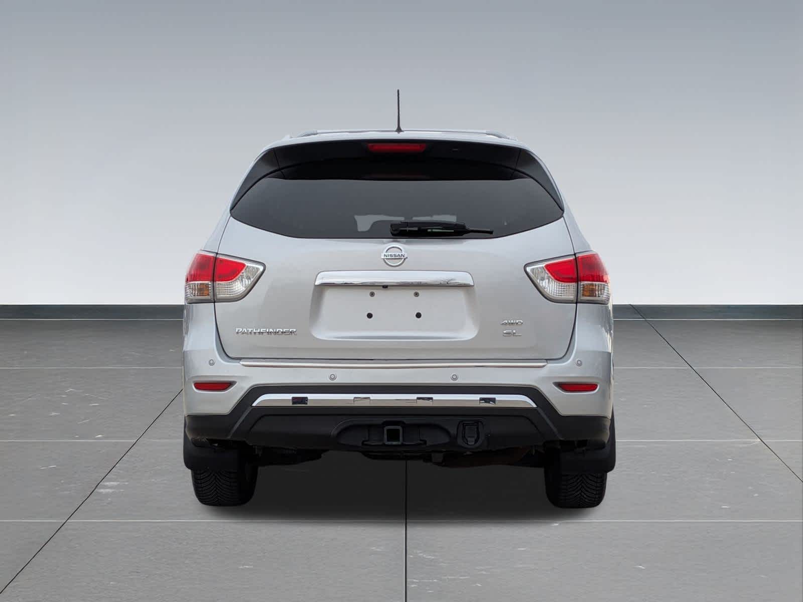 Thumbnail: 2015 Nissan Pathfinder - 5