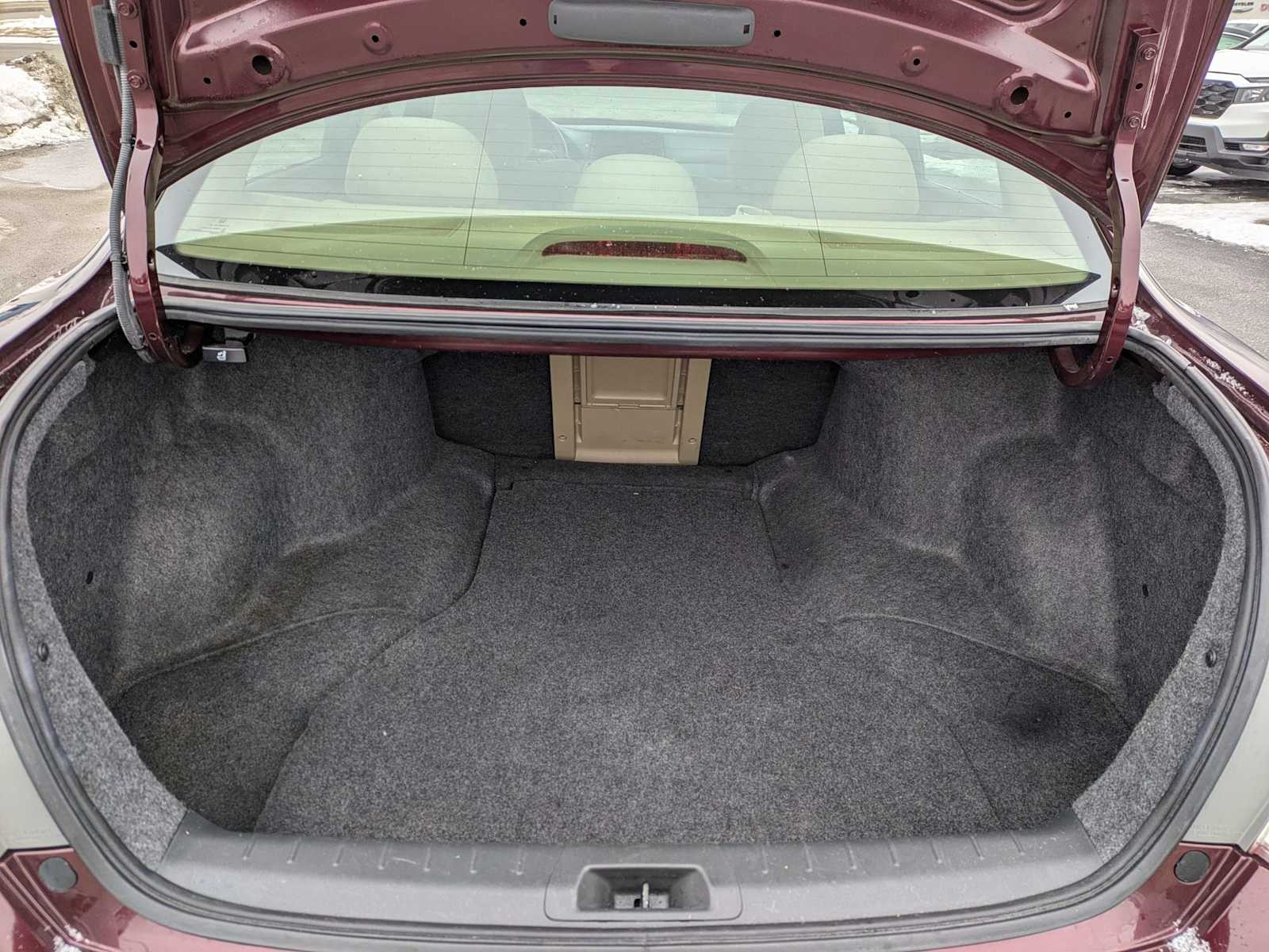 Thumbnail: 2011 Honda Accord - 29