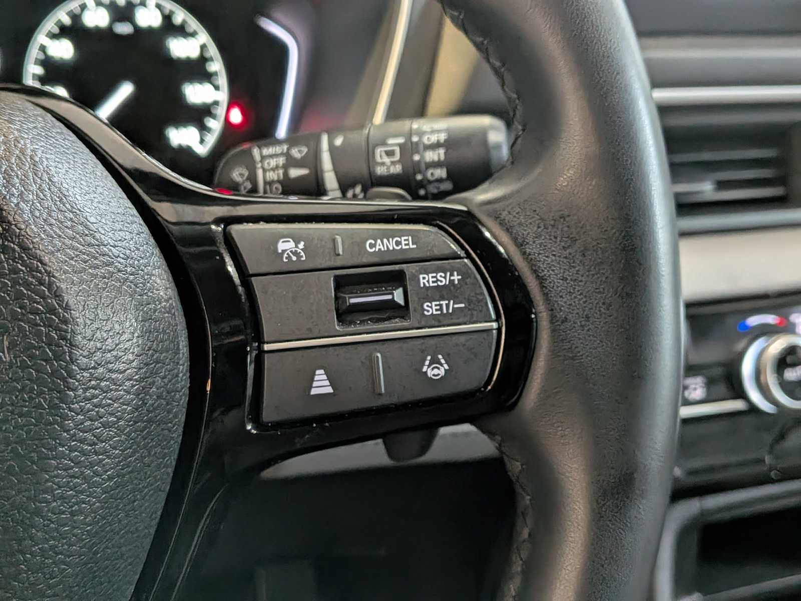 Thumbnail: 2024 Honda Pilot - 21