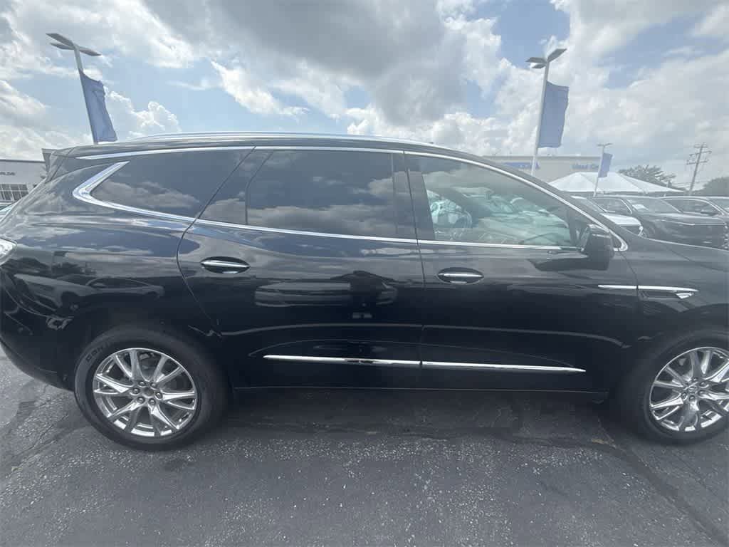 Thumbnail: 2023 Buick Enclave - 7