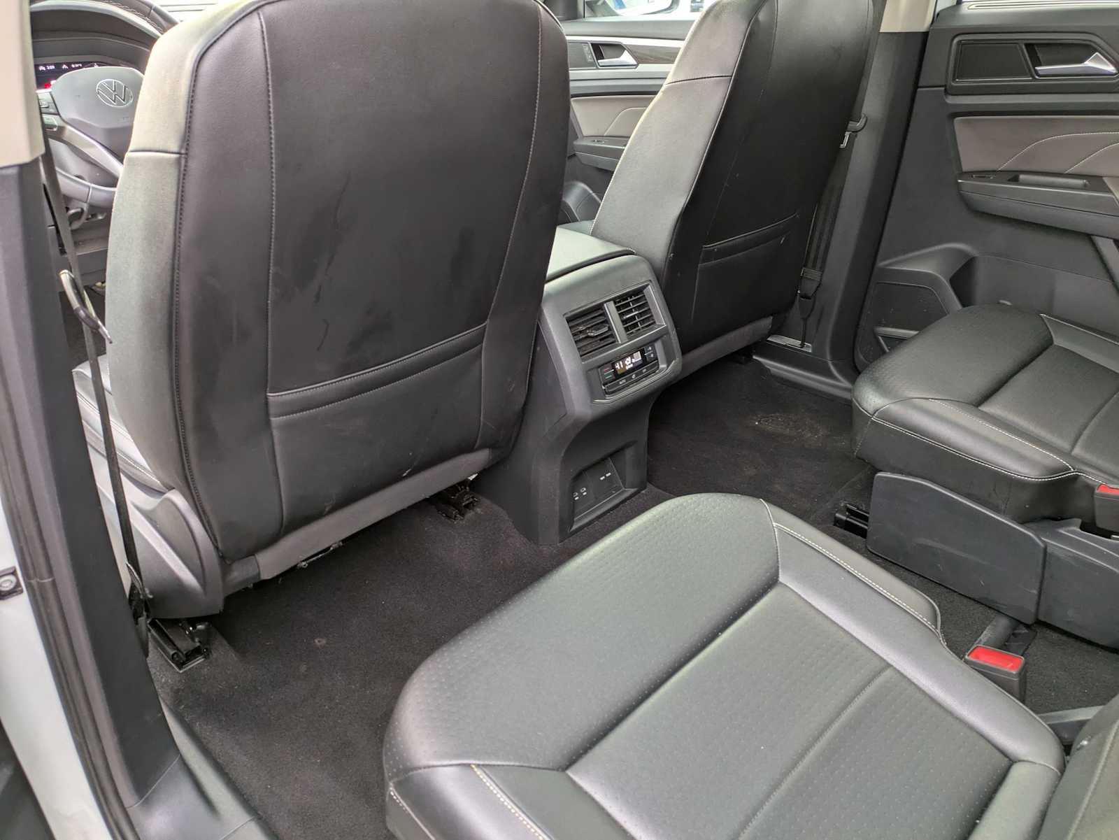 Thumbnail: 2022 Volkswagen Atlas - 17