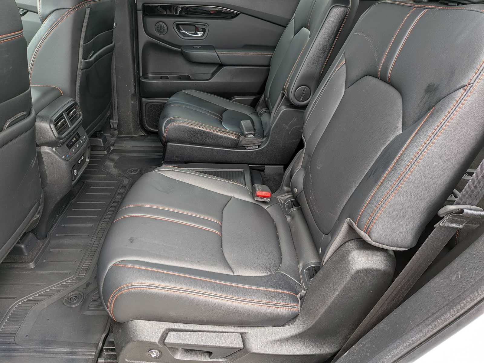 Thumbnail: 2023 Honda Pilot - 17