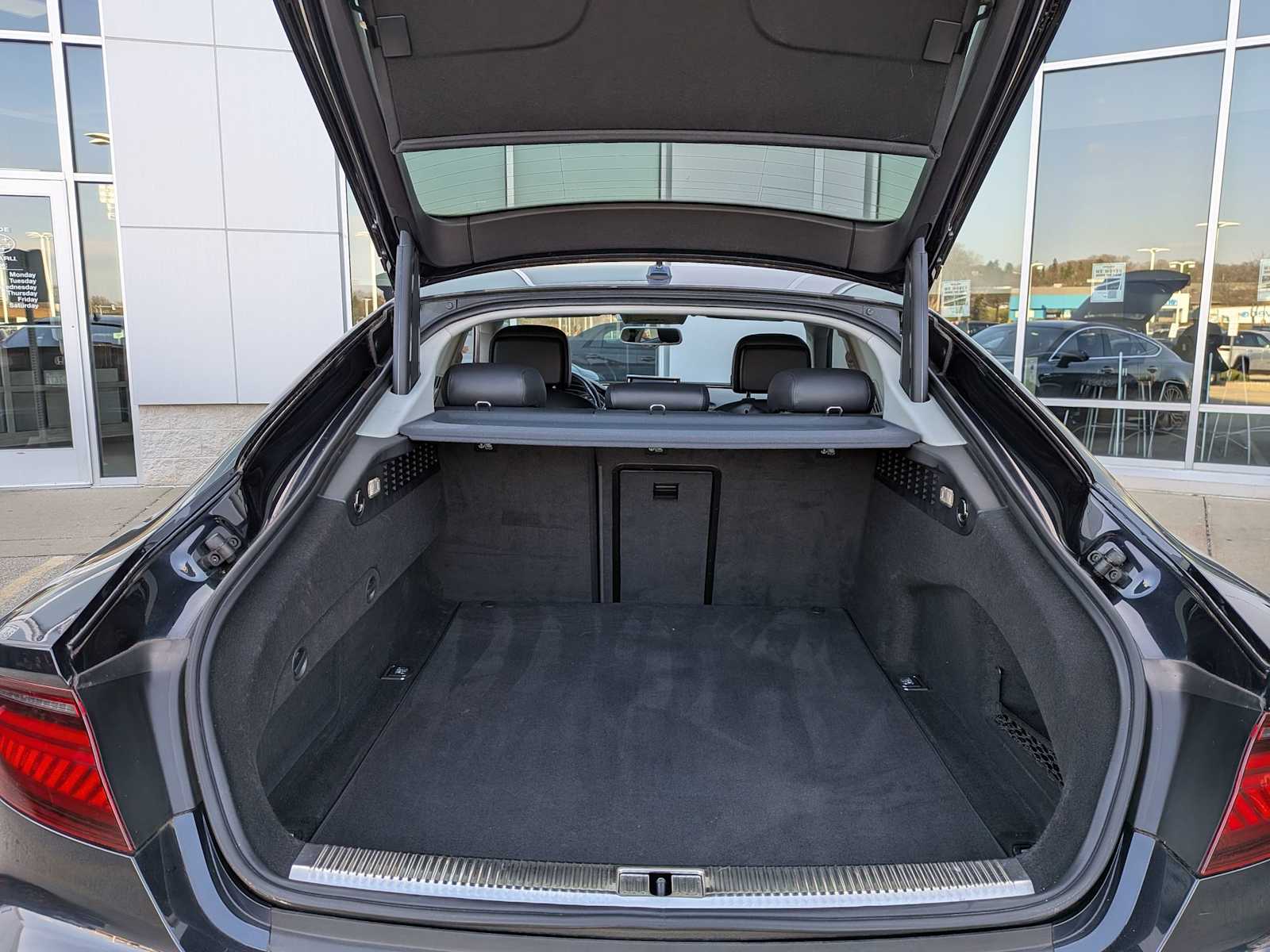 Thumbnail: 2018 Audi A7 - 35