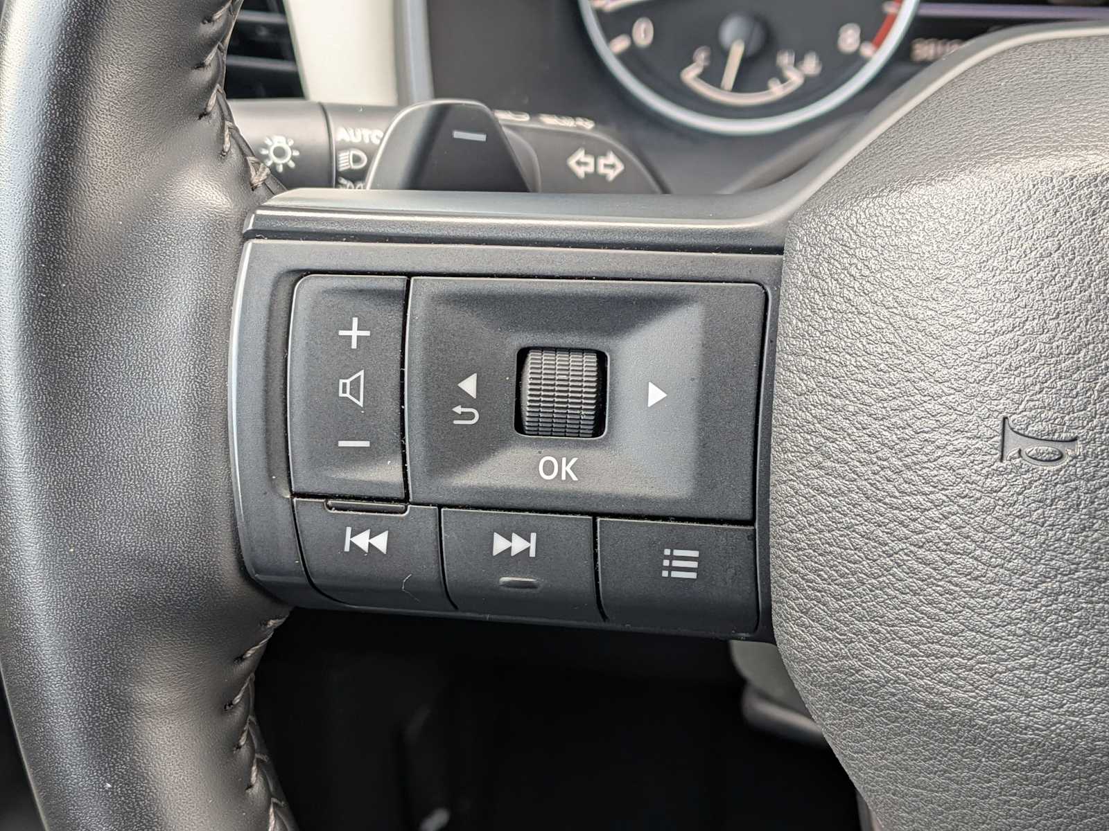 Thumbnail: 2025 Nissan Rogue - 23