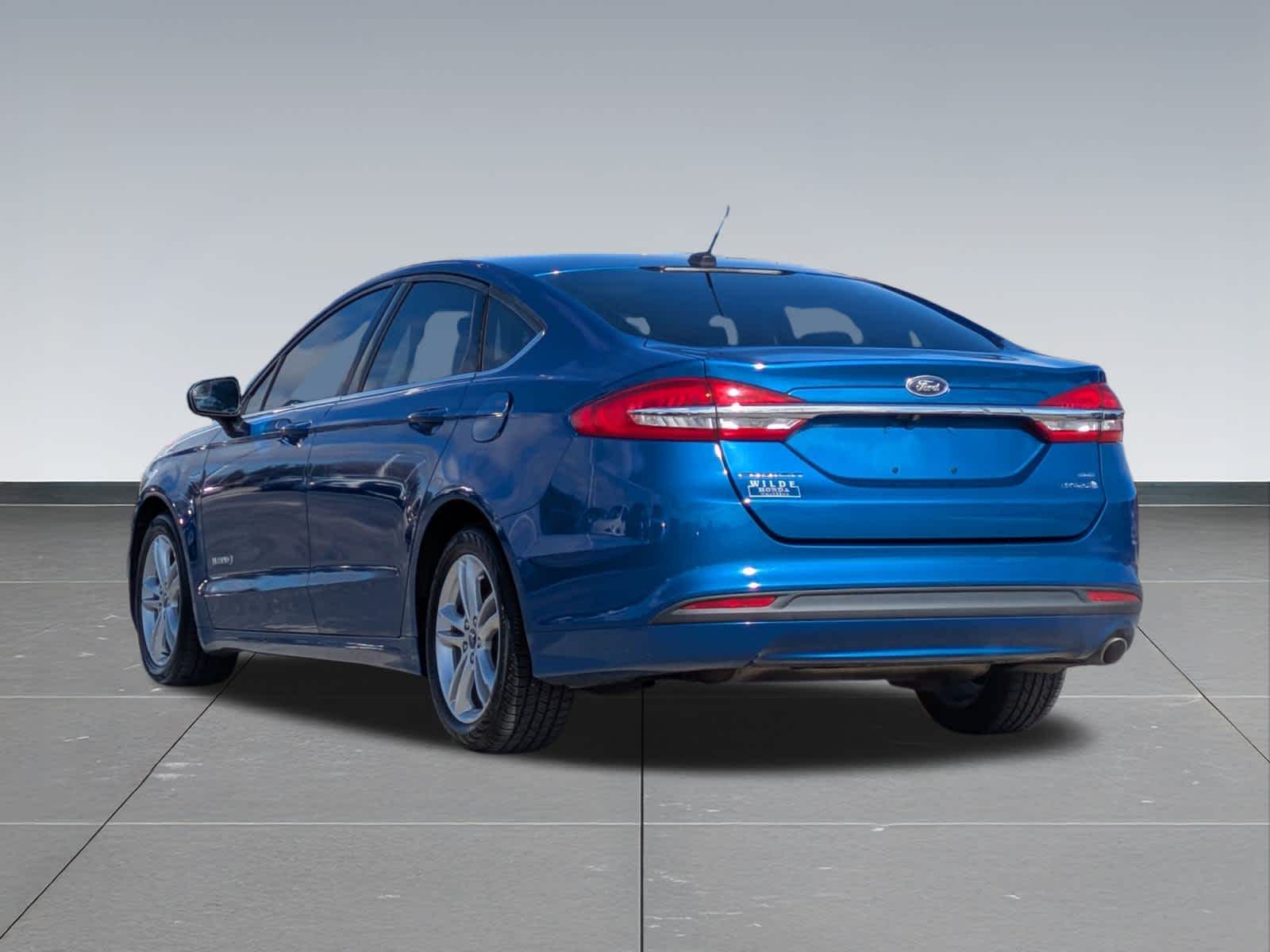 Thumbnail: 2018 Ford Fusion - 4
