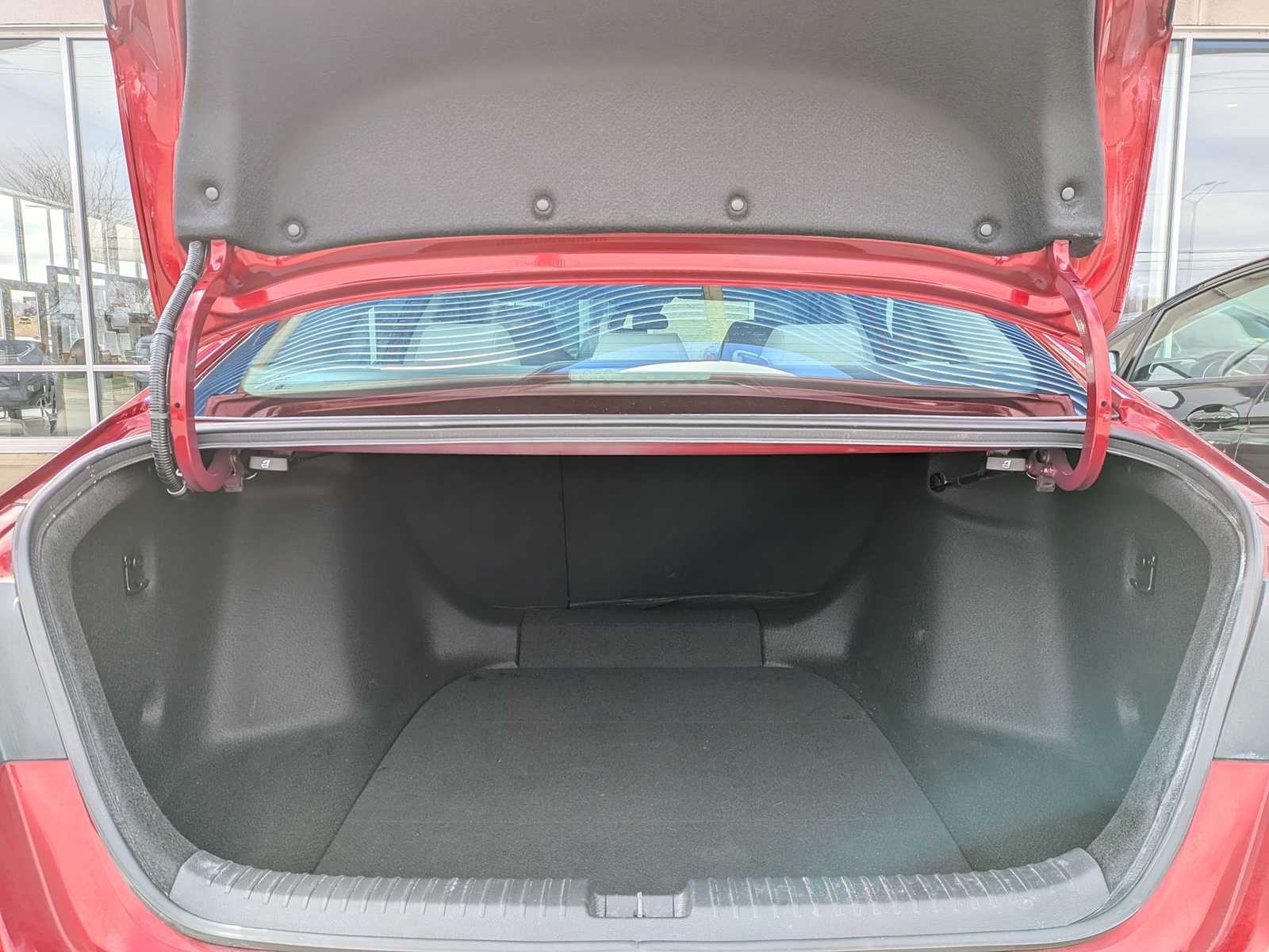 Thumbnail: 2023 Honda Accord - 32