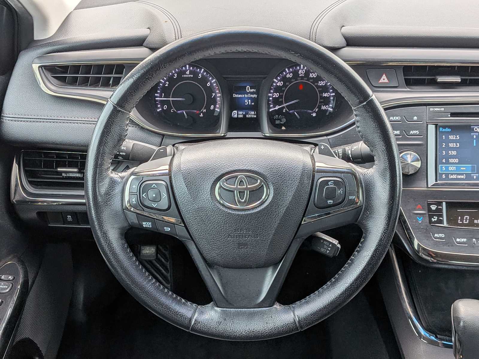 Thumbnail: 2016 Toyota Avalon - 21