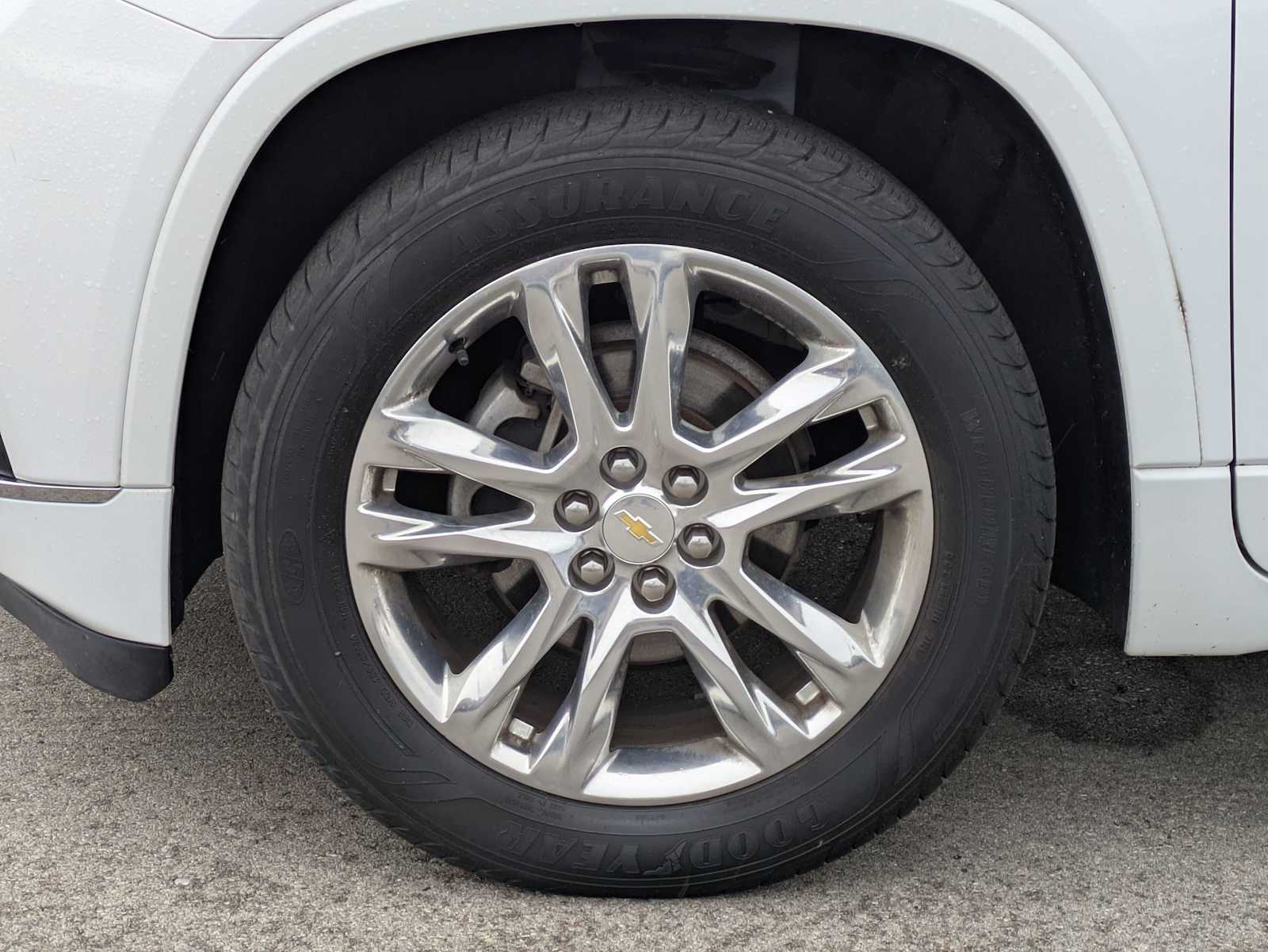 Thumbnail: 2020 Chevrolet Traverse - 13