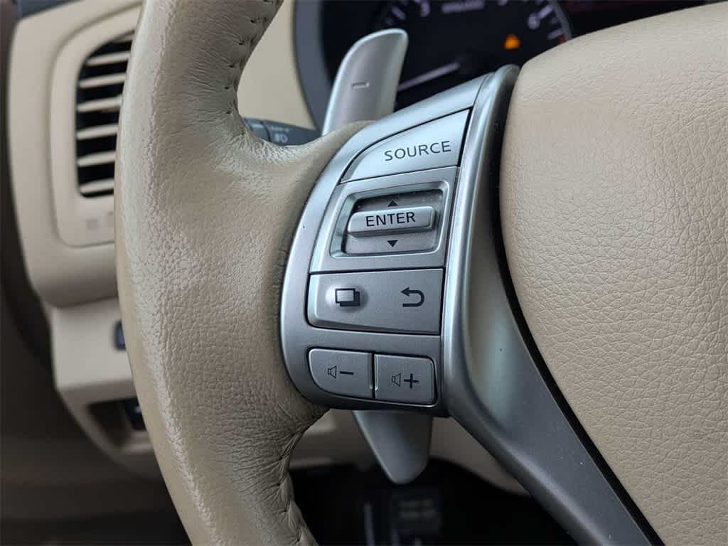 Thumbnail: 2016 Nissan Altima - 24