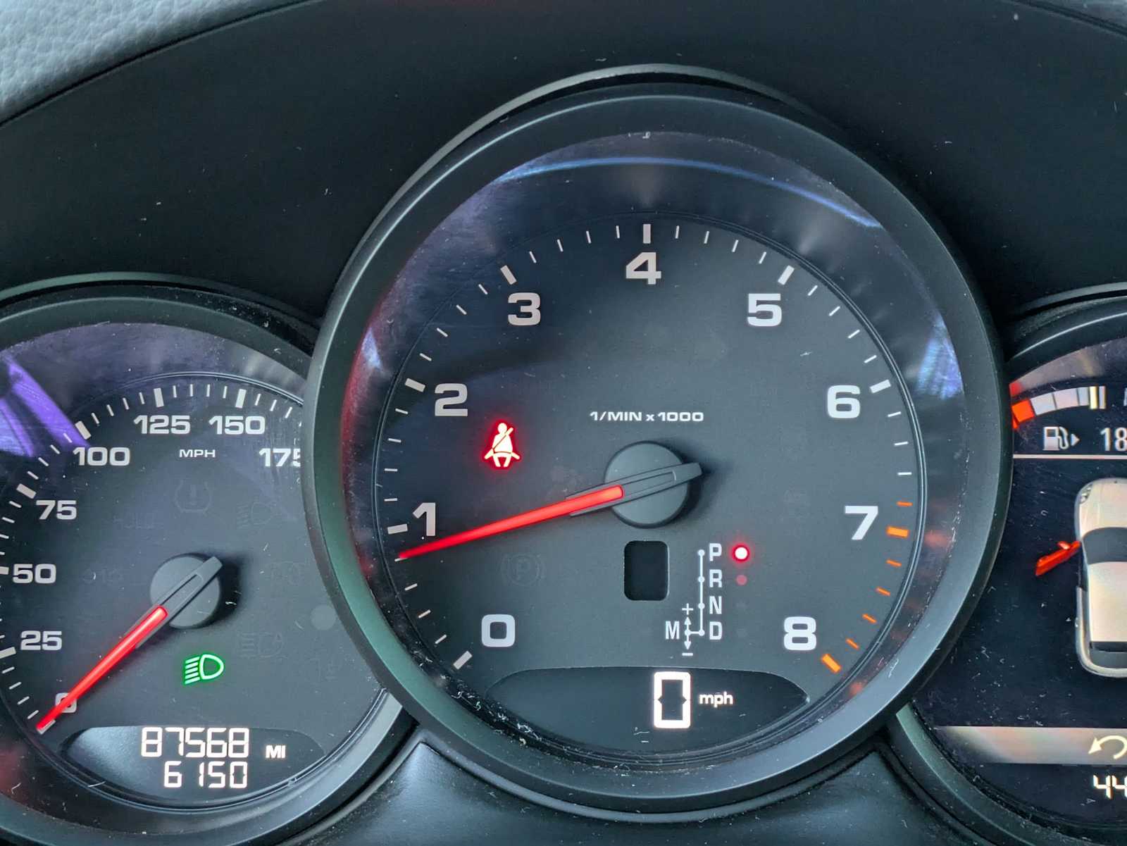 Thumbnail: 2019 Porsche Macan - 34