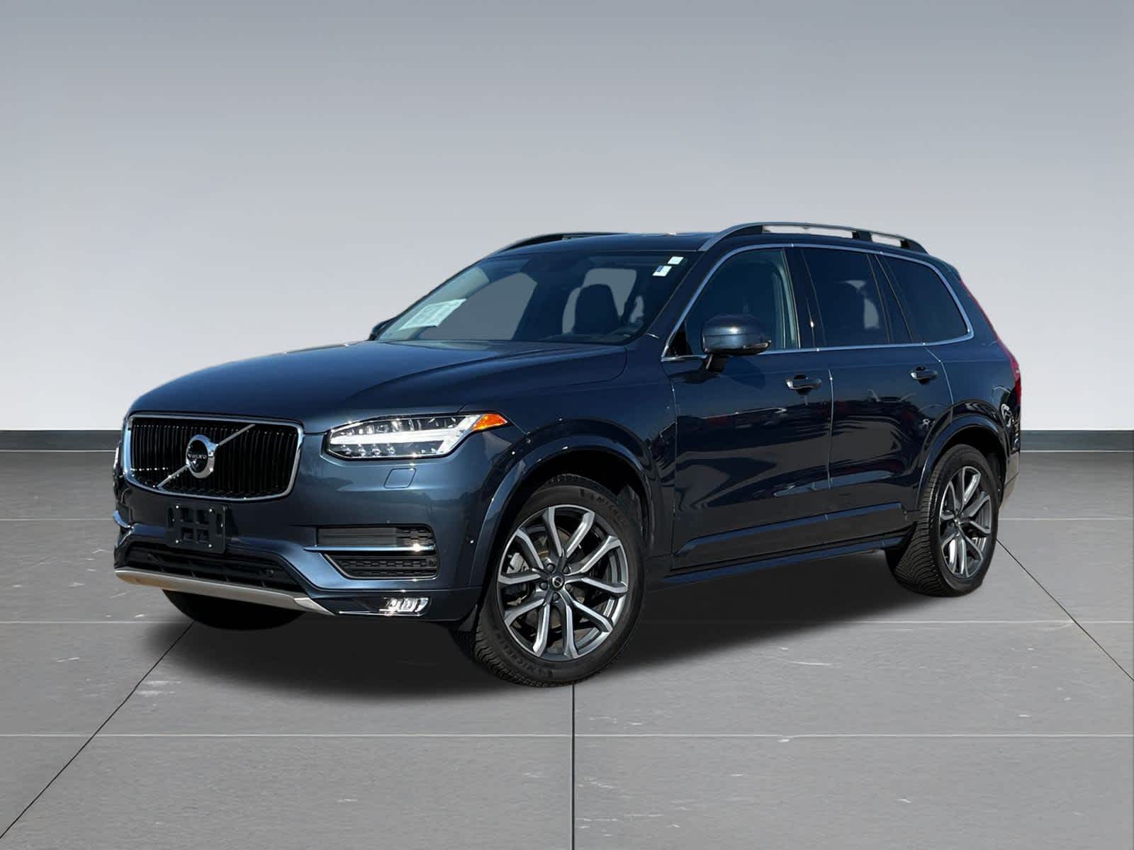 2019 Volvo XC90 T6 Momentum -
                  Waukesha, WI