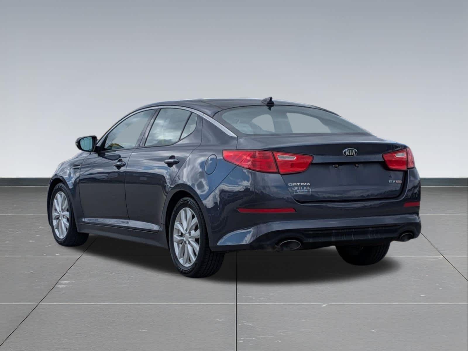 Thumbnail: 2015 Kia Optima - 4