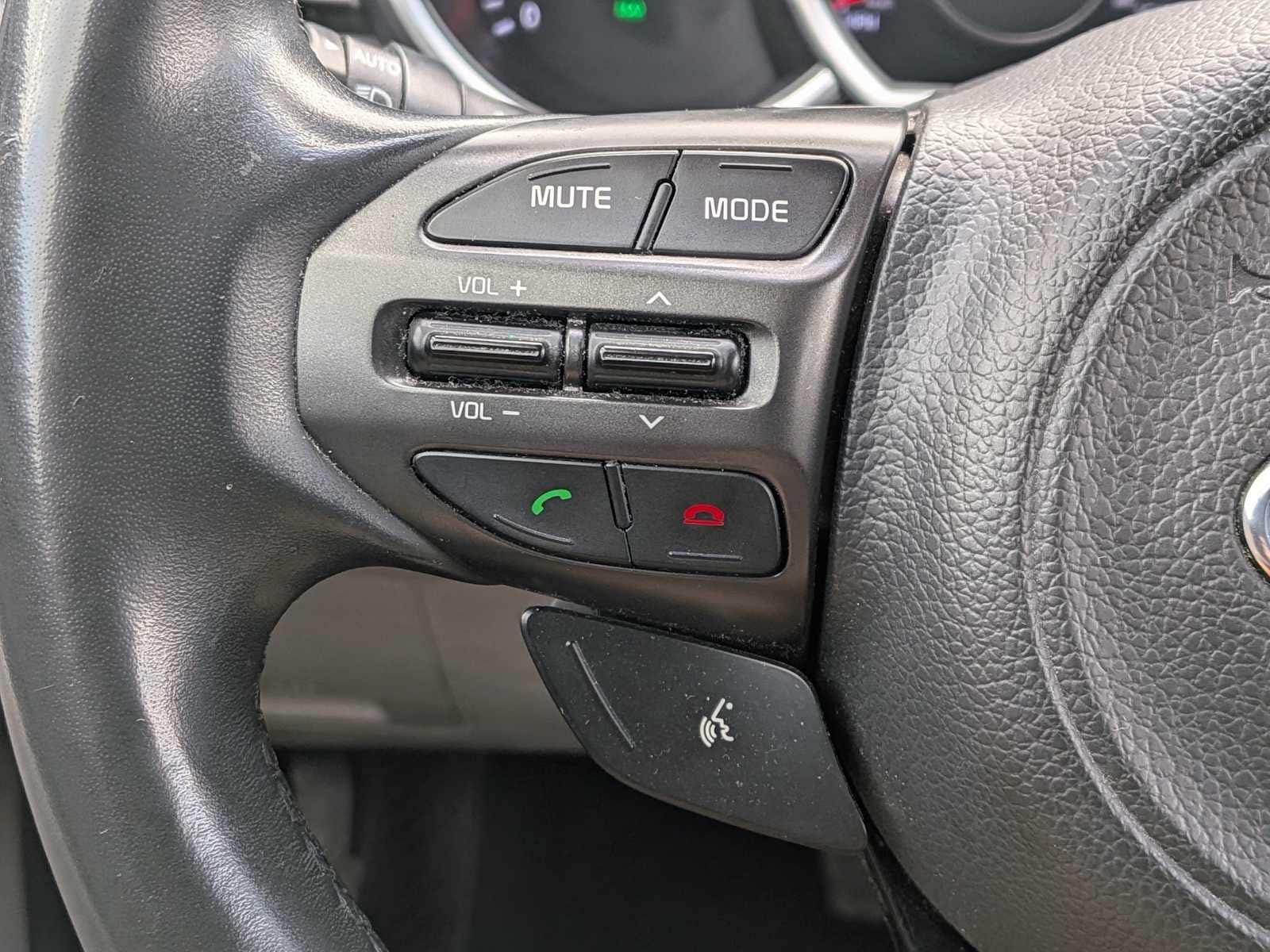 Thumbnail: 2015 Kia Optima - 25