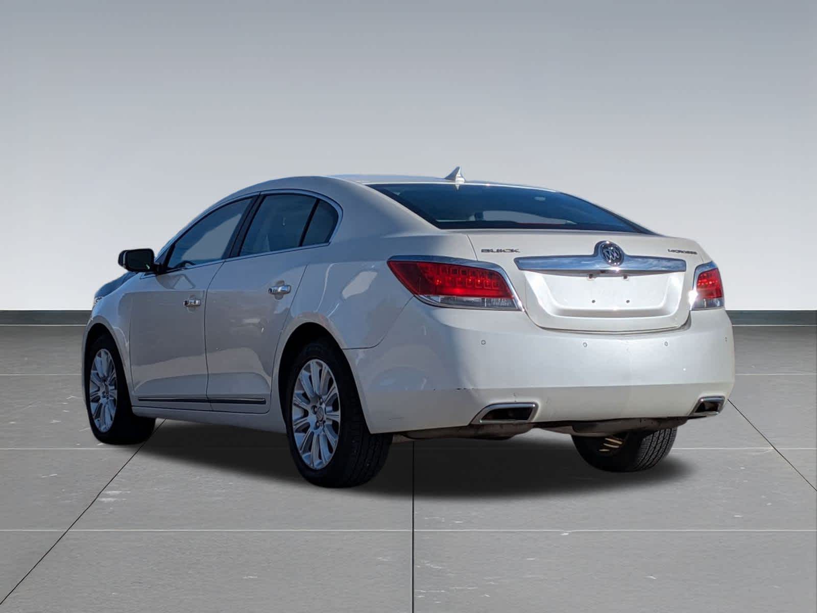 2013 Buick LaCrosse Leather photo 4