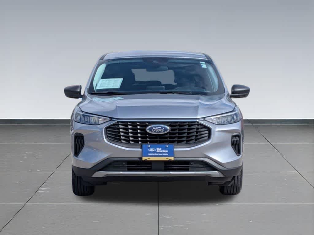 Thumbnail: 2023 Ford Escape - 14