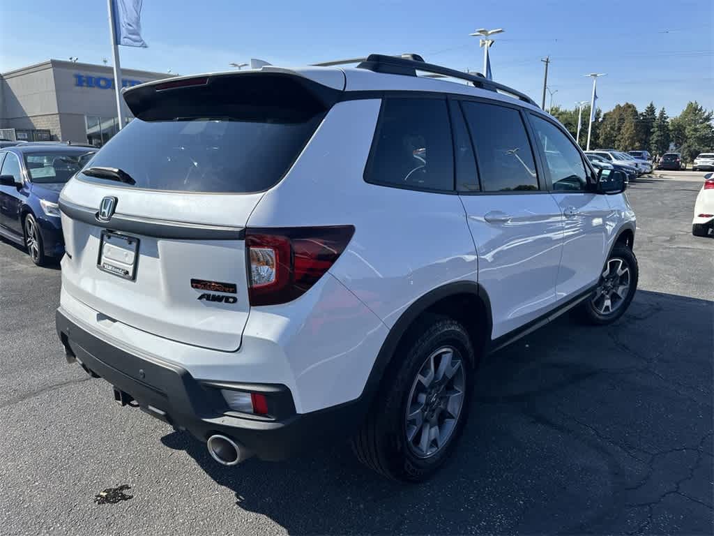 Thumbnail: 2023 Honda Passport - 5