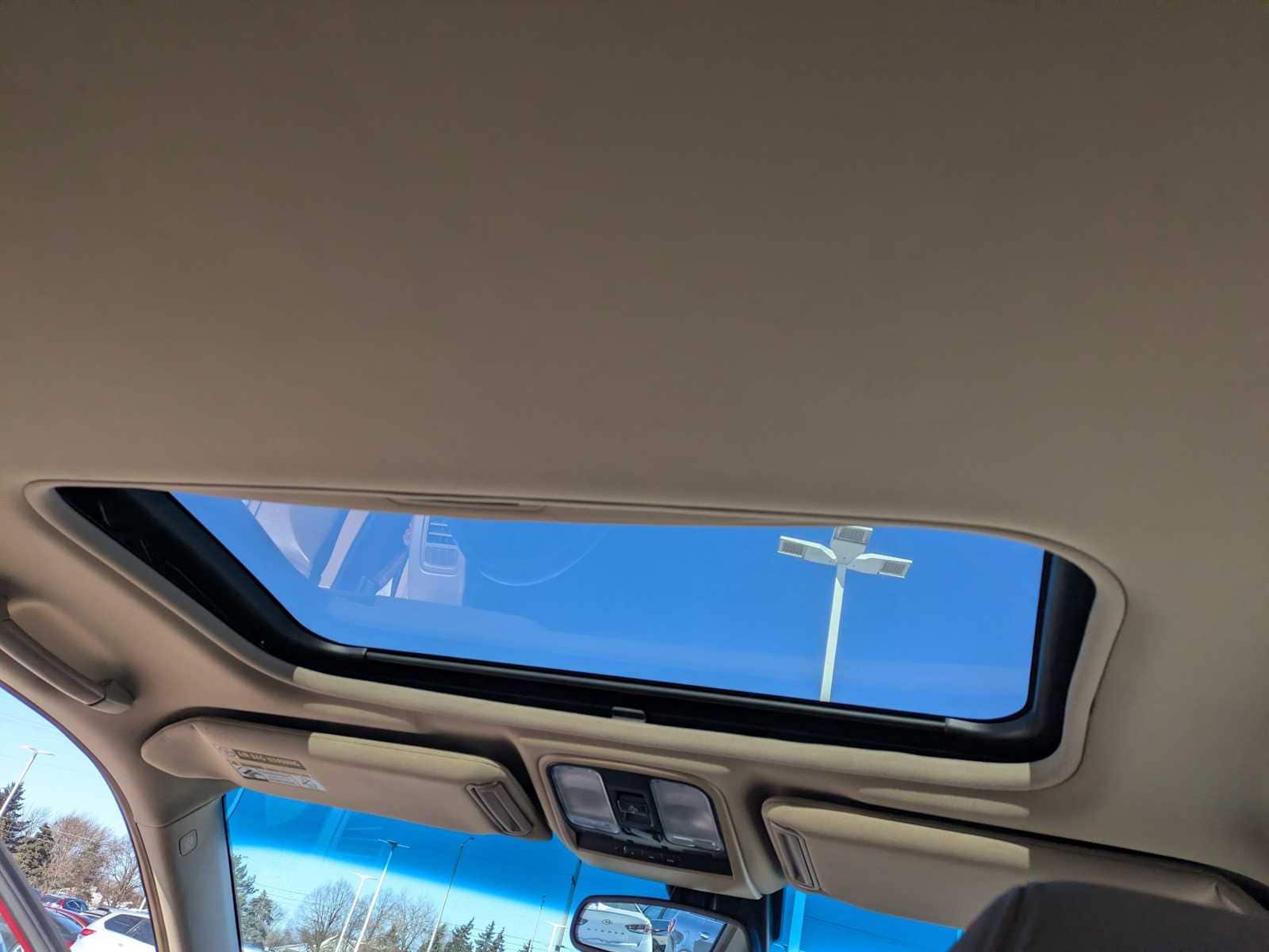 Thumbnail: 2004 Acura MDX - 20