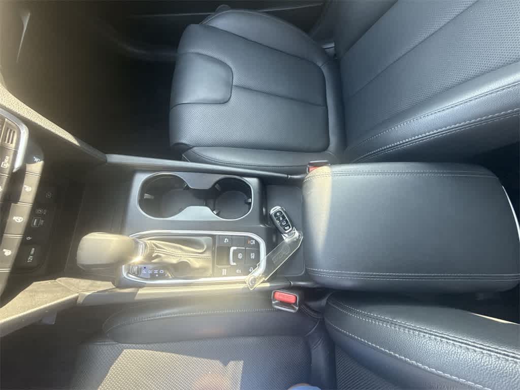 Thumbnail: 2020 Hyundai Santa Fe - 26