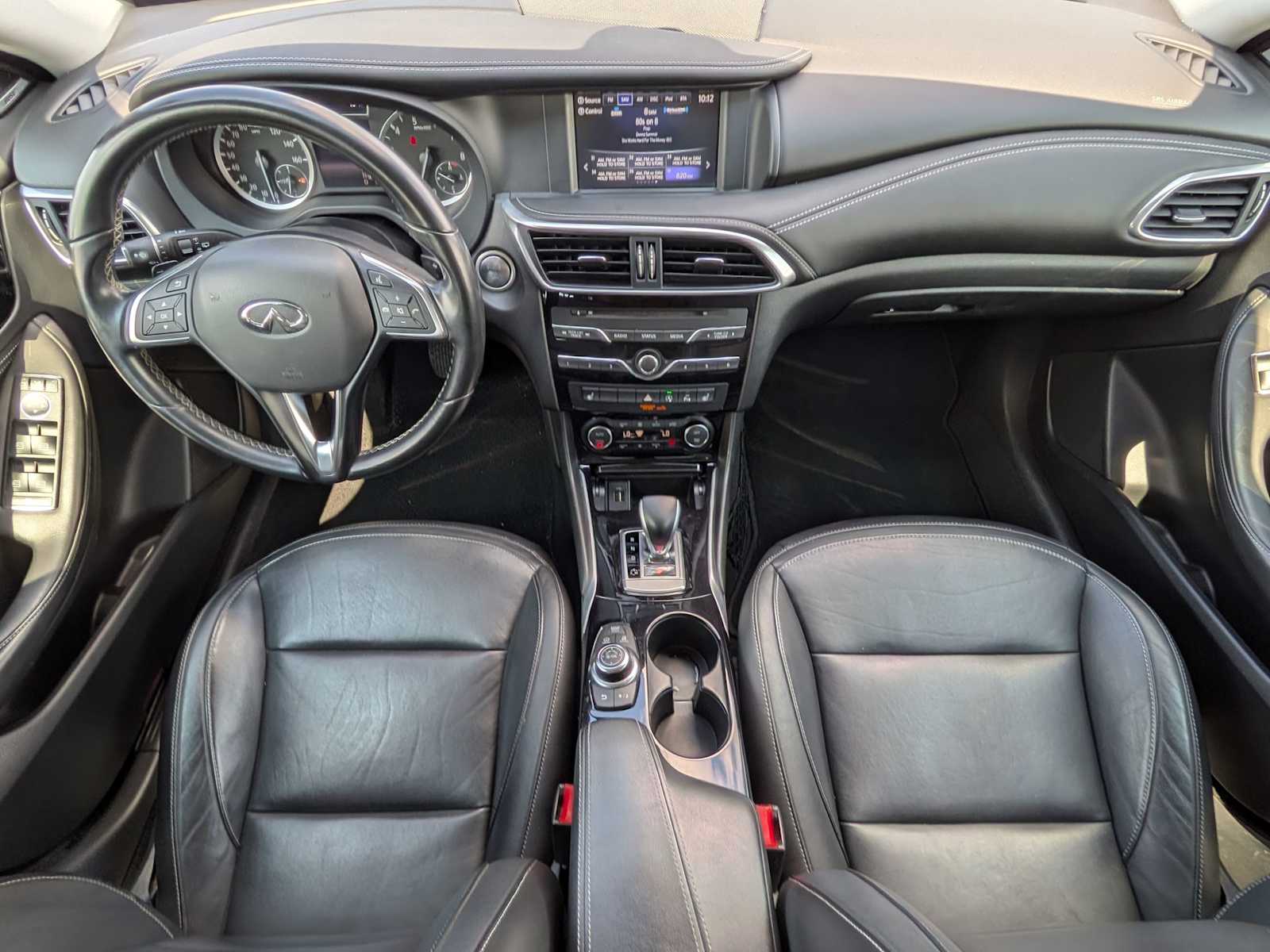 Thumbnail: 2018 INFINITI QX30 - 21