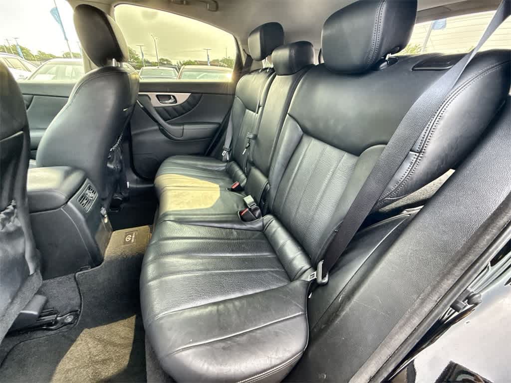 Thumbnail: 2014 INFINITI QX70 - 17