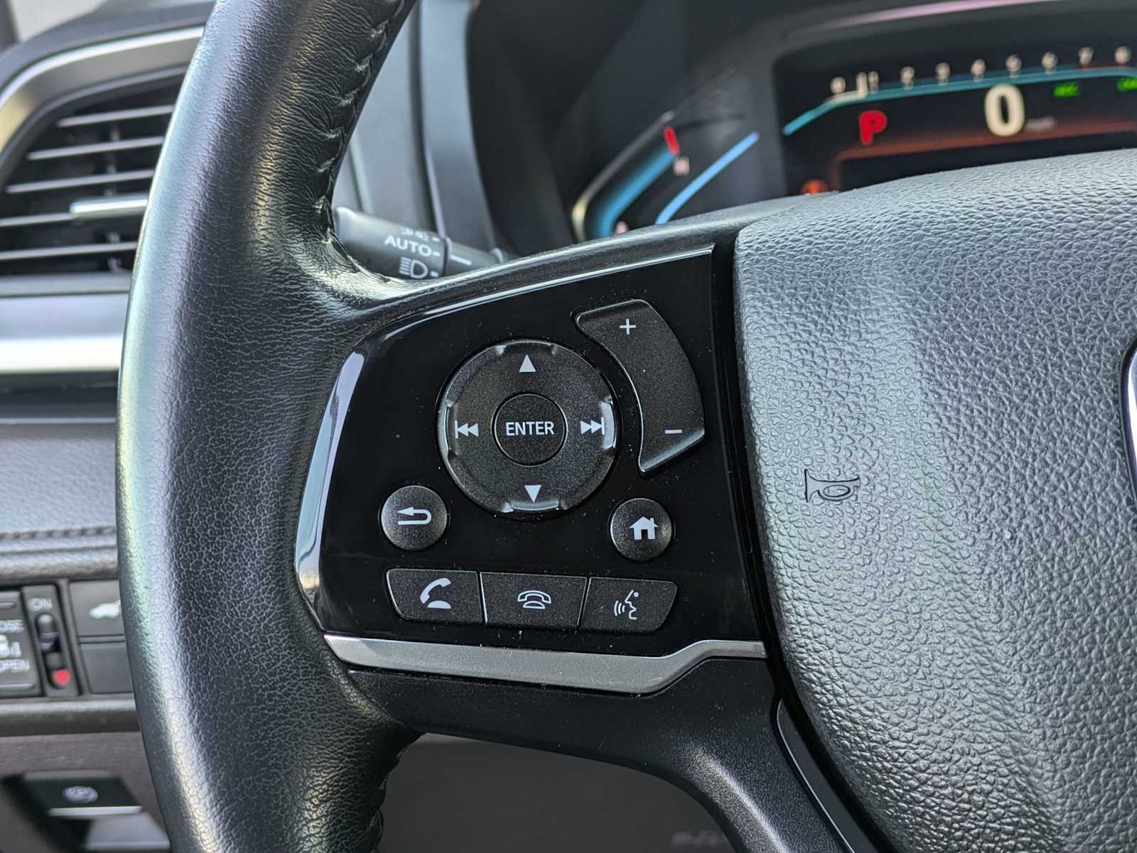 Thumbnail: 2019 Honda Odyssey - 23