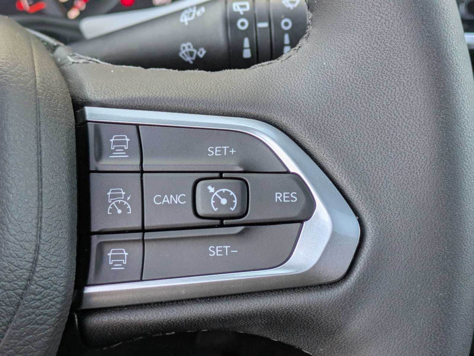 Thumbnail: 2025 Jeep Compass - 25