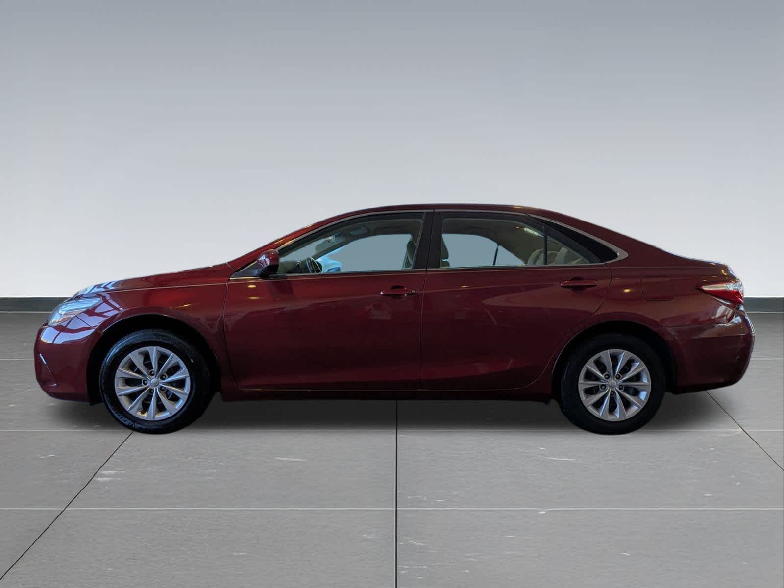 Thumbnail: 2015 Toyota Camry - 3