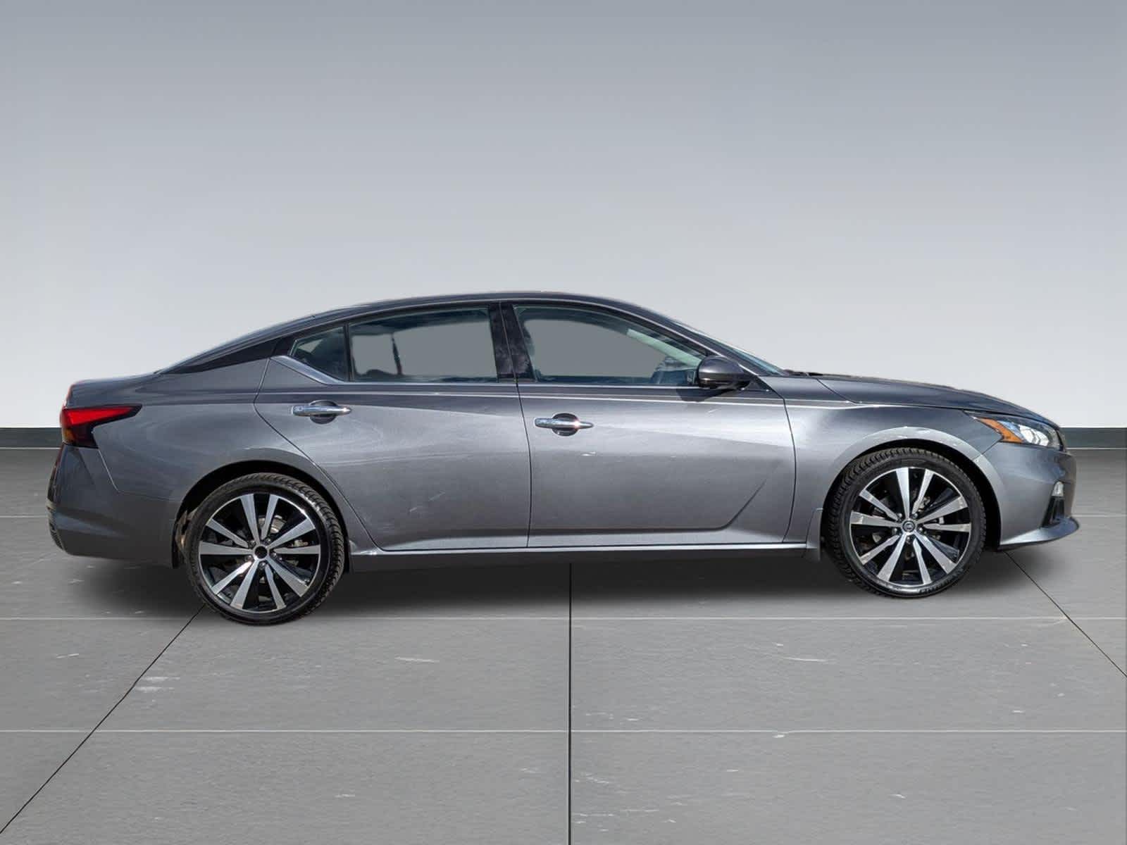 2020 Nissan Altima Platinum - Photo 6