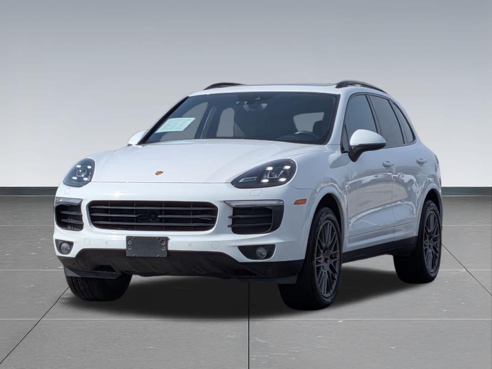 Thumbnail: 2017 Porsche Cayenne - 8