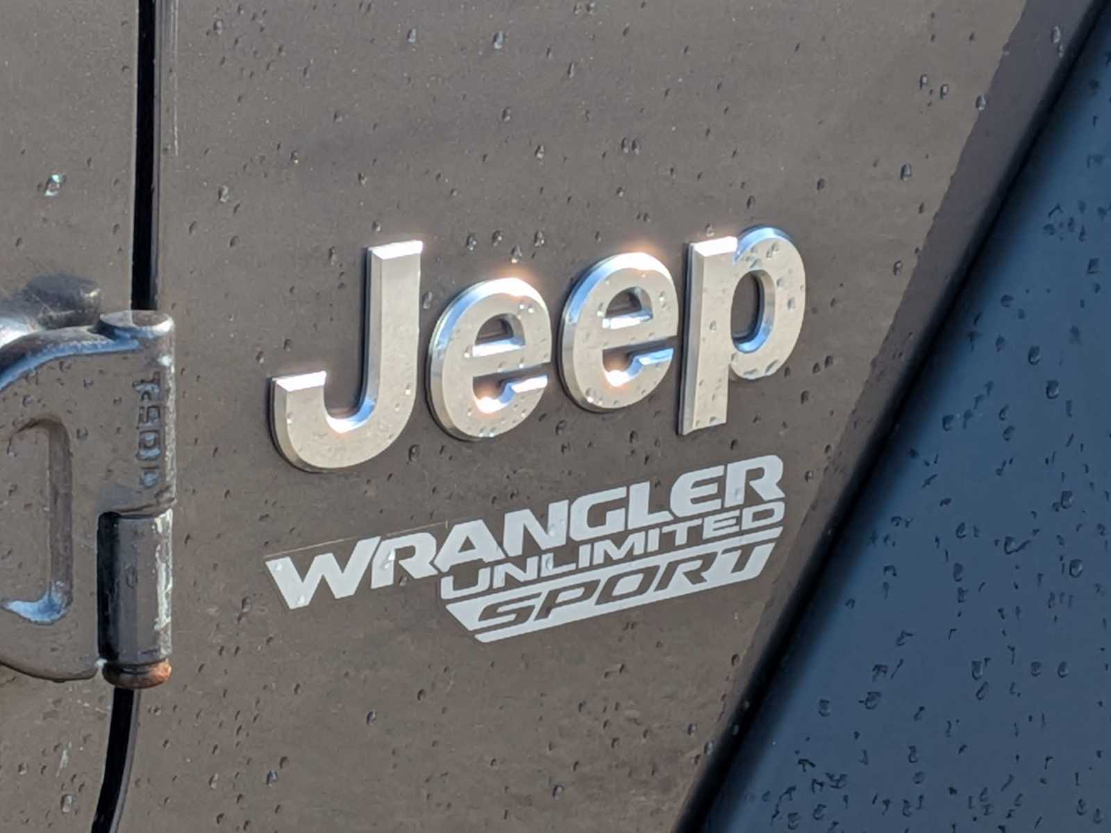 Thumbnail: 2019 Jeep Wrangler - 11