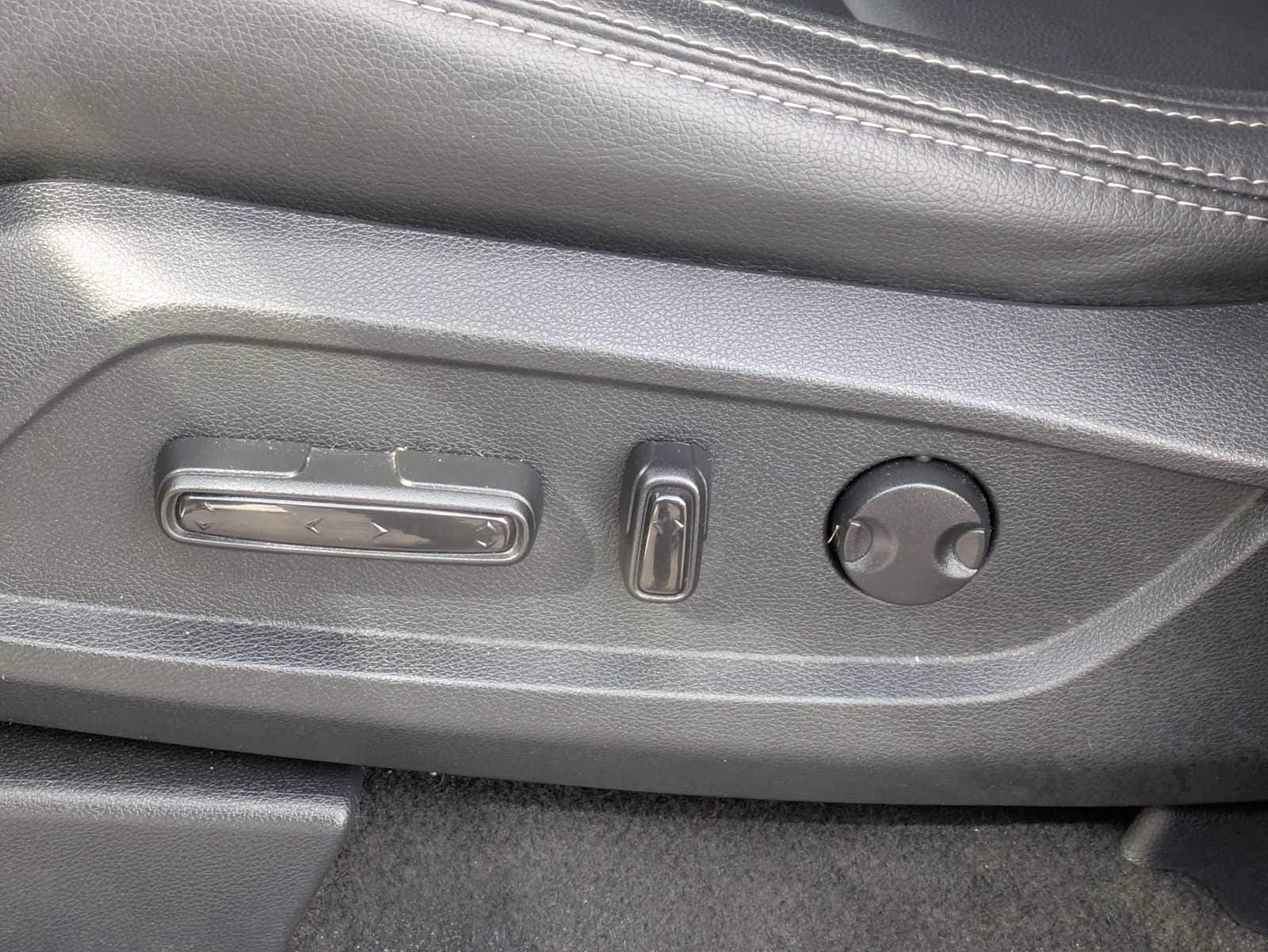 Thumbnail: 2024 Honda Pilot - 15