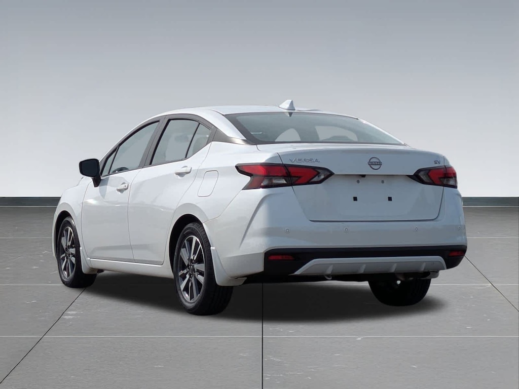 Used 2023 Nissan Versa 1.6 SV Sedan