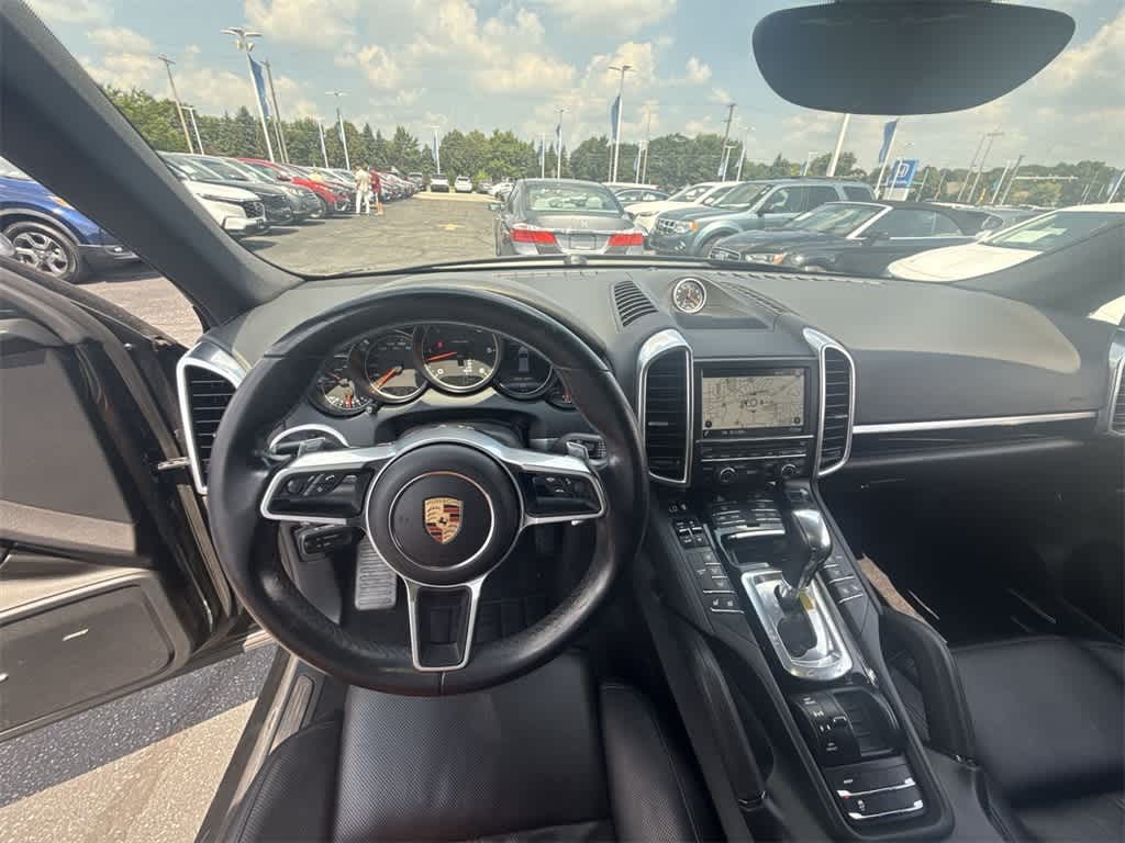 Thumbnail: 2015 Porsche Cayenne - 14
