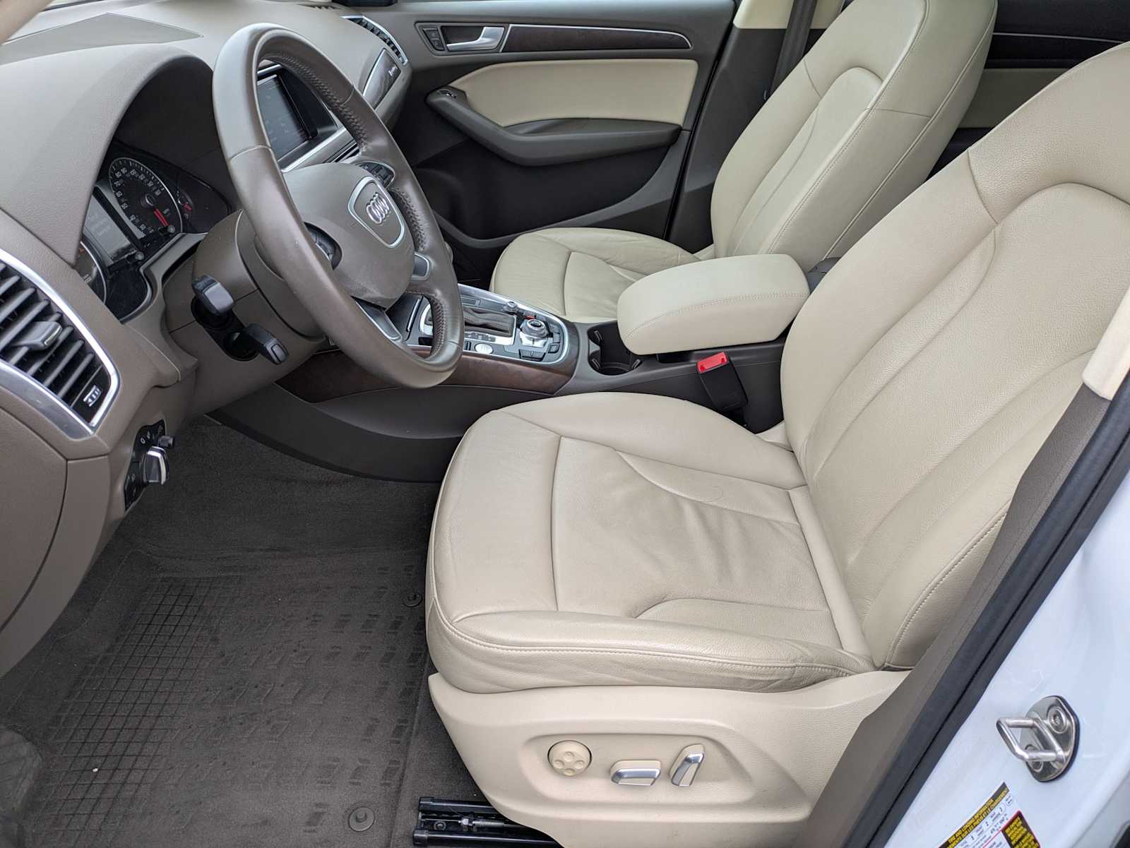 Thumbnail: 2017 Audi Q5 - 15