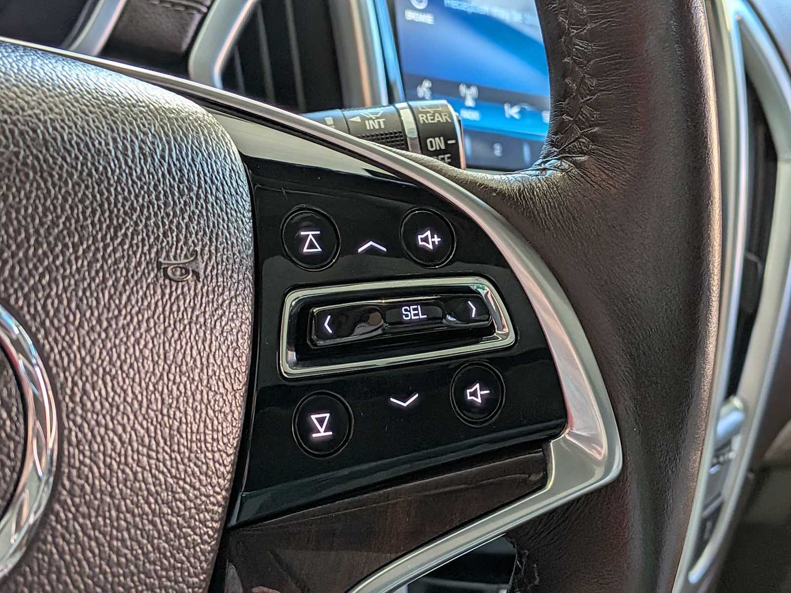 Thumbnail: 2016 Cadillac SRX - 25