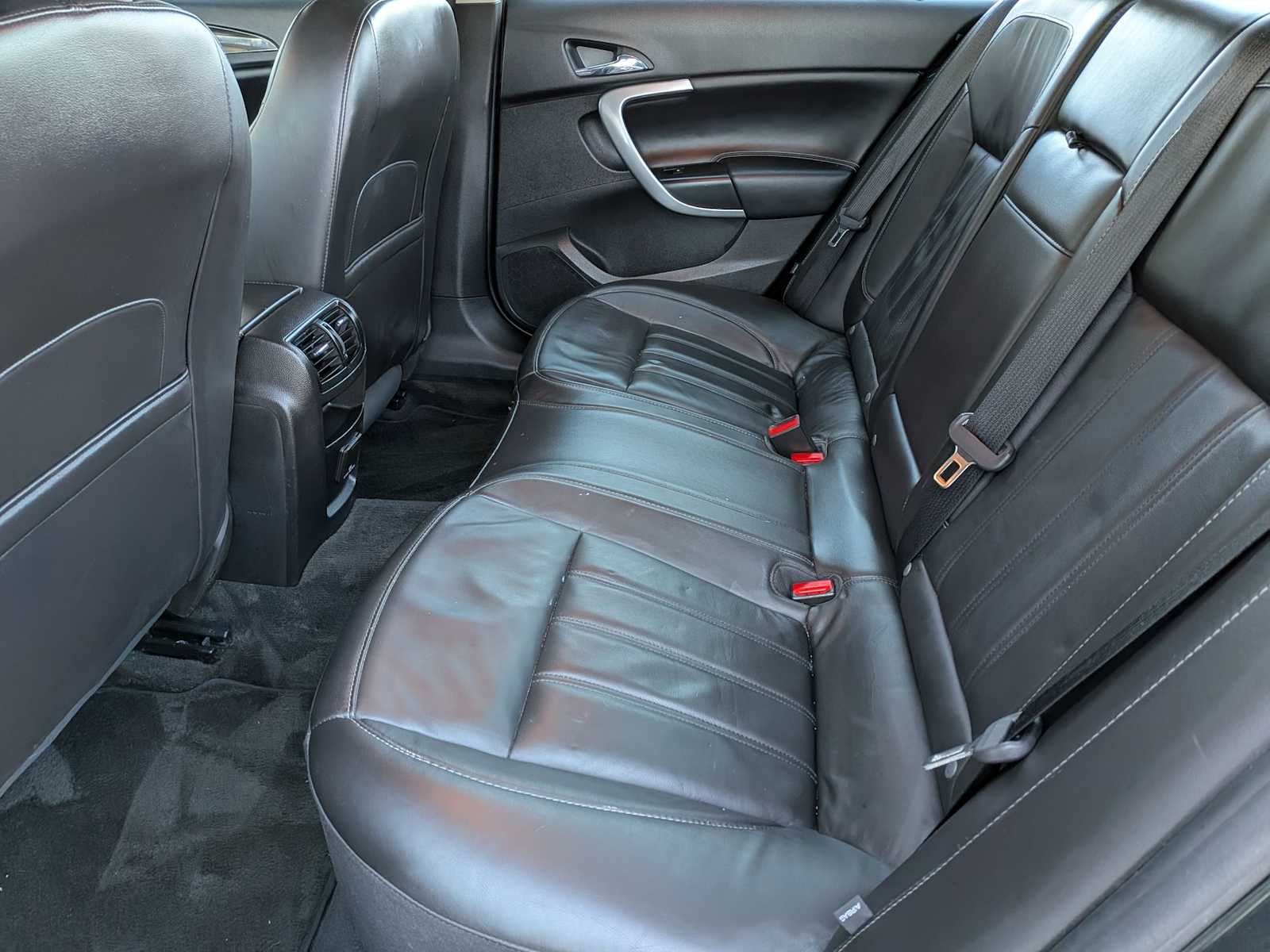 Thumbnail: 2016 Buick Regal - 18