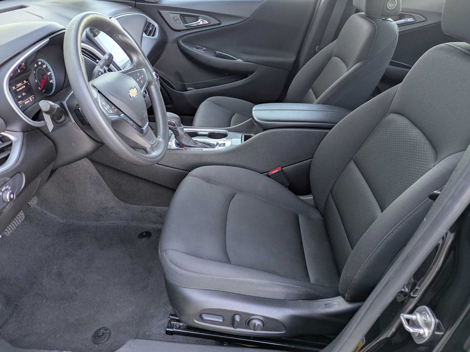 Thumbnail: 2024 Chevrolet Malibu - 14