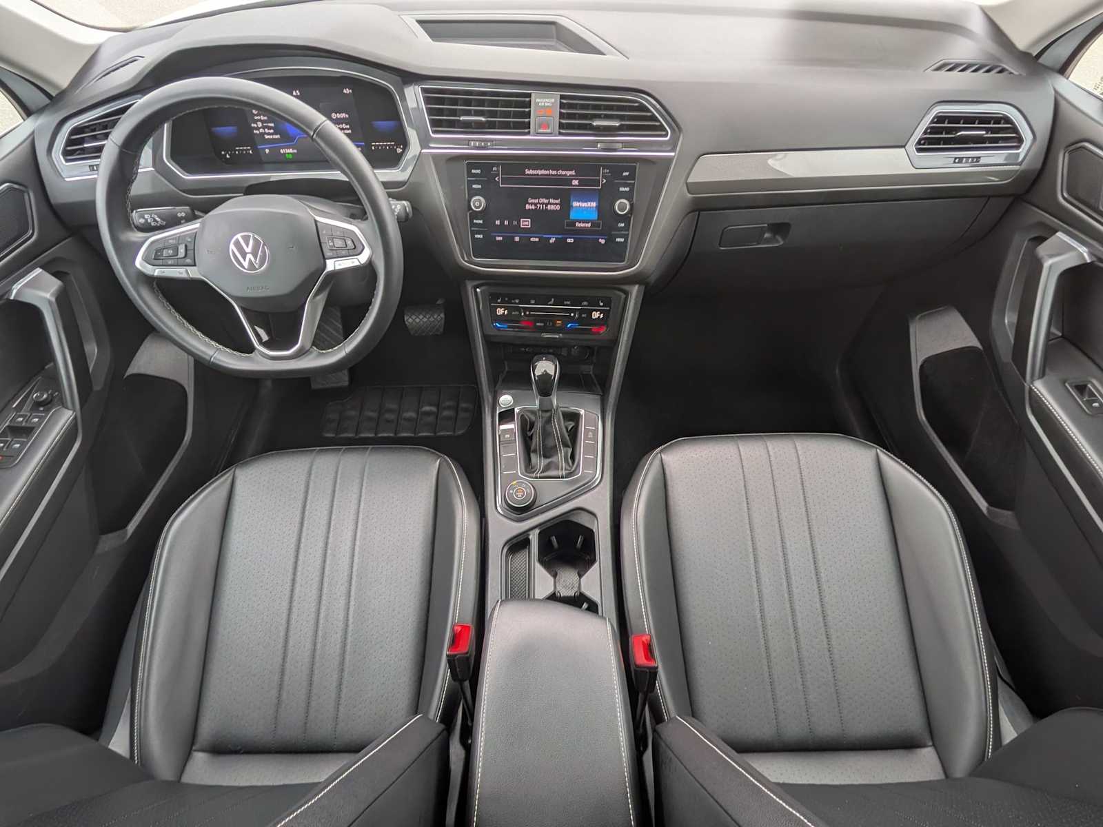 Thumbnail: 2022 Volkswagen Tiguan - 21