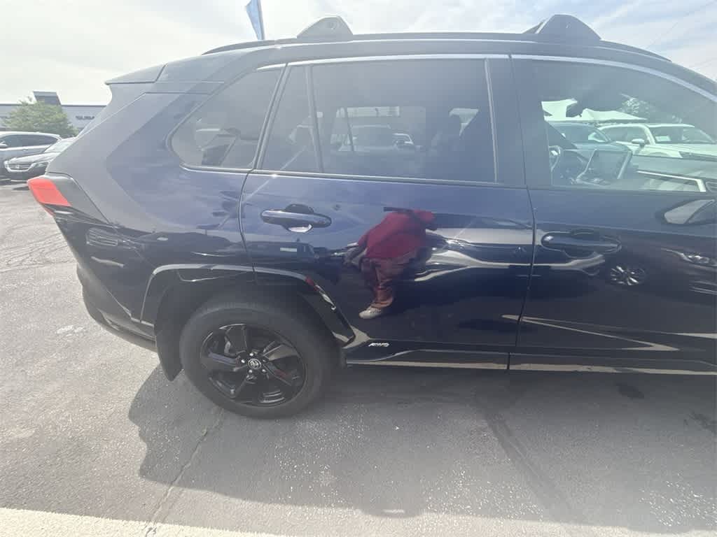Thumbnail: 2021 Toyota RAV4 - 7