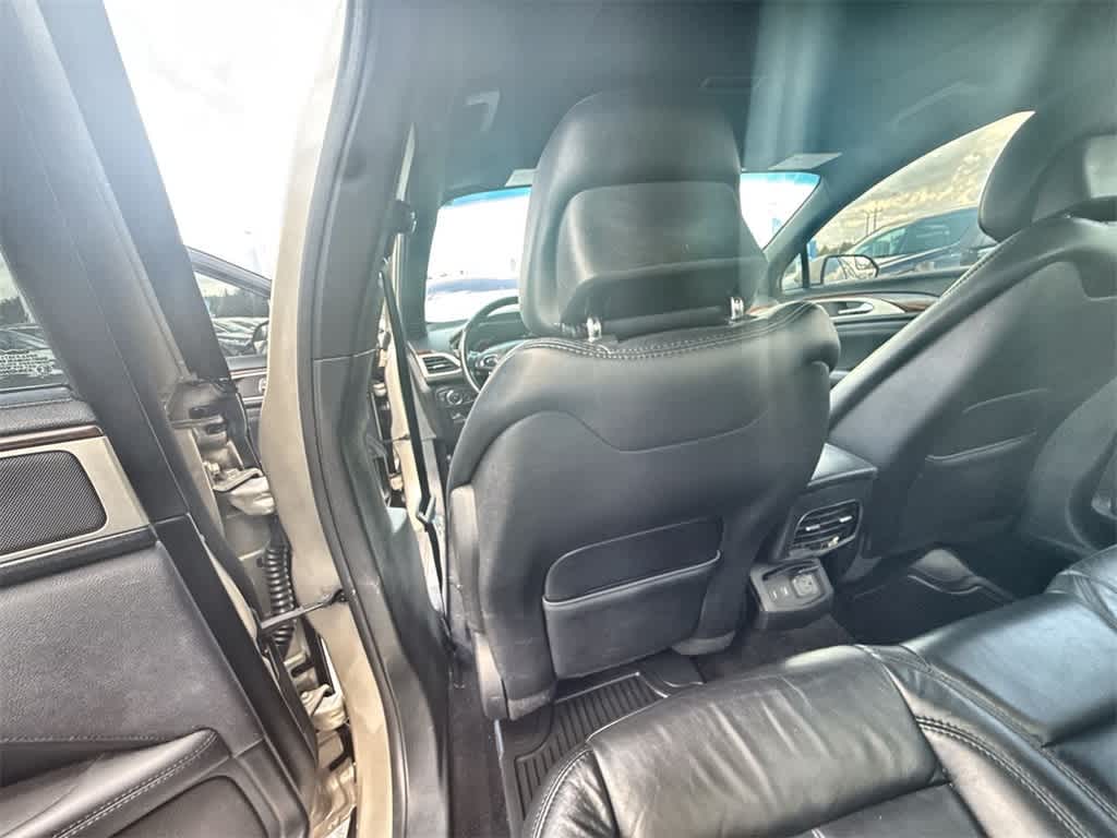 Thumbnail: 2017 Lincoln MKZ - 17