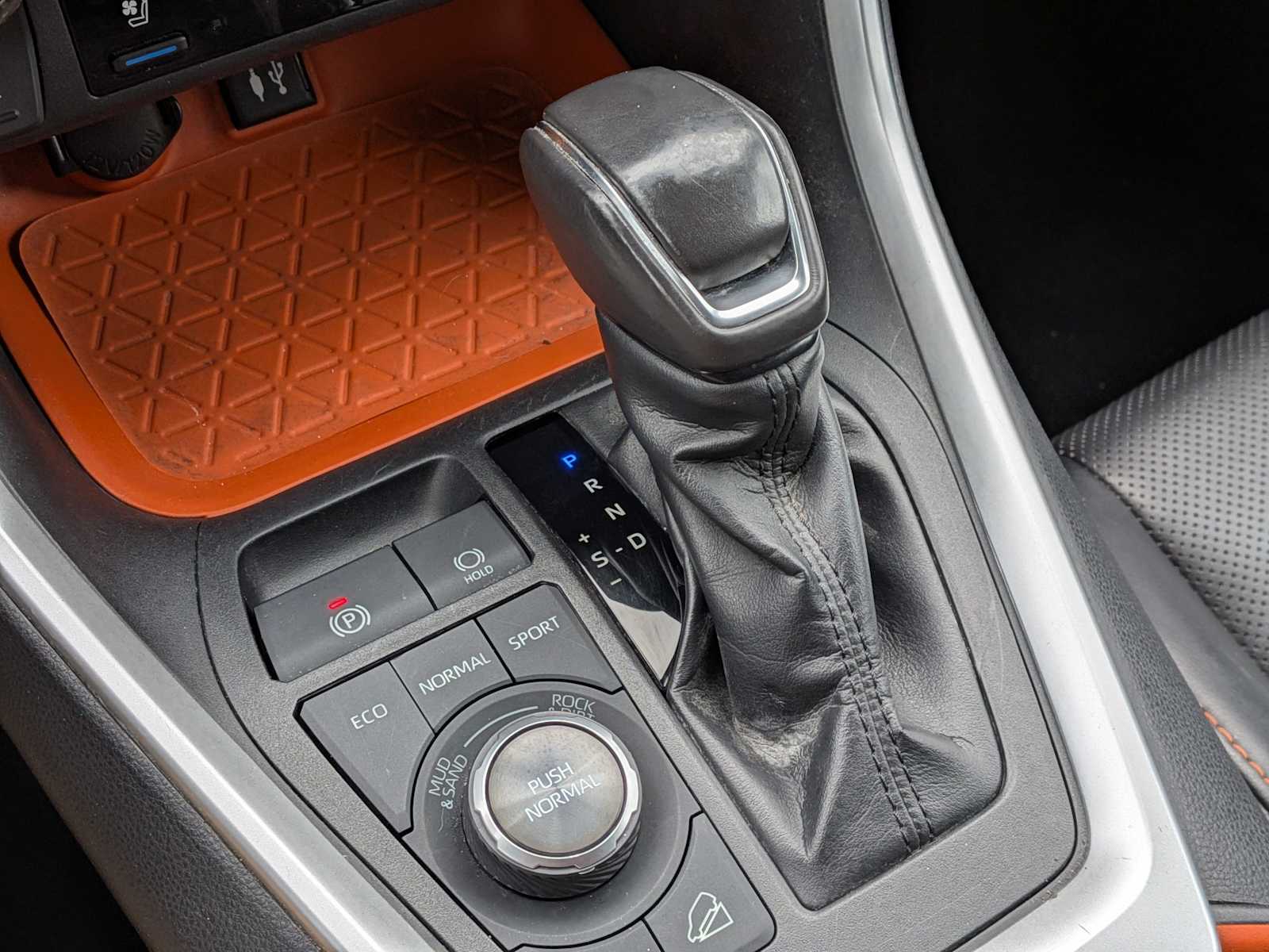 Thumbnail: 2019 Toyota RAV4 - 29