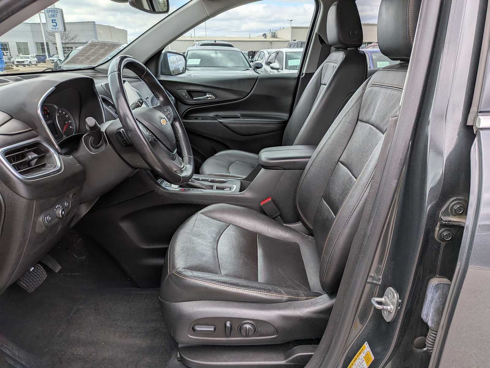 Thumbnail: 2020 Chevrolet Equinox - 15
