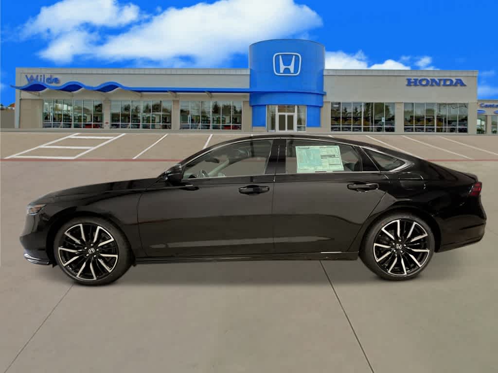 2025 Honda Accord Hybrid Touring photo 2