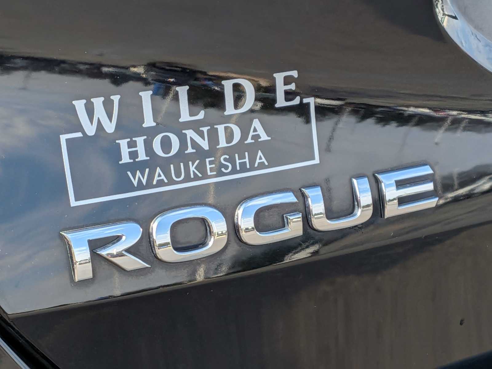 Thumbnail: 2015 Nissan Rogue - 10